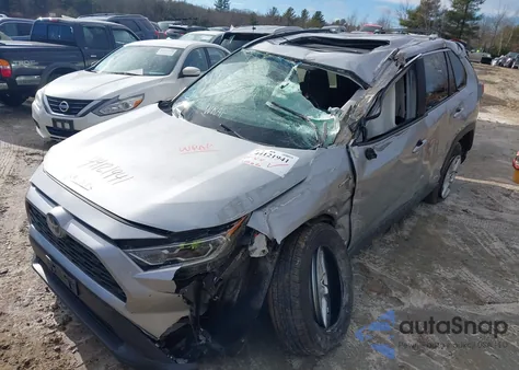 2020 Toyota Rav4 Hybrid Xle z USA, uszkodzony, nr VIN 4T3R6RFV9LU001595